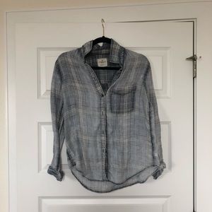 AEO Boyfriend Fit Ombré Button Down EUC
